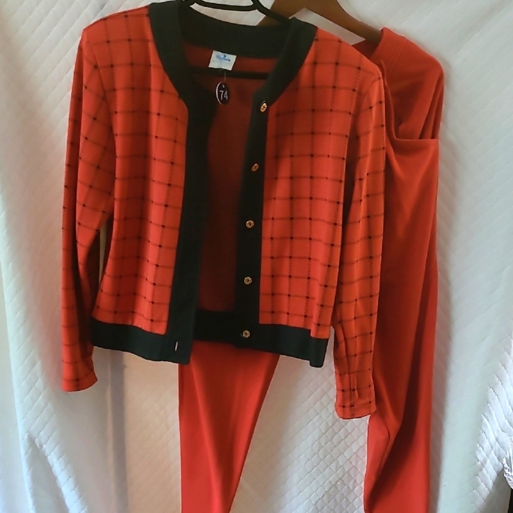 #74 Sz S-M Jersey Knit Autum Orange Pant Suit $75